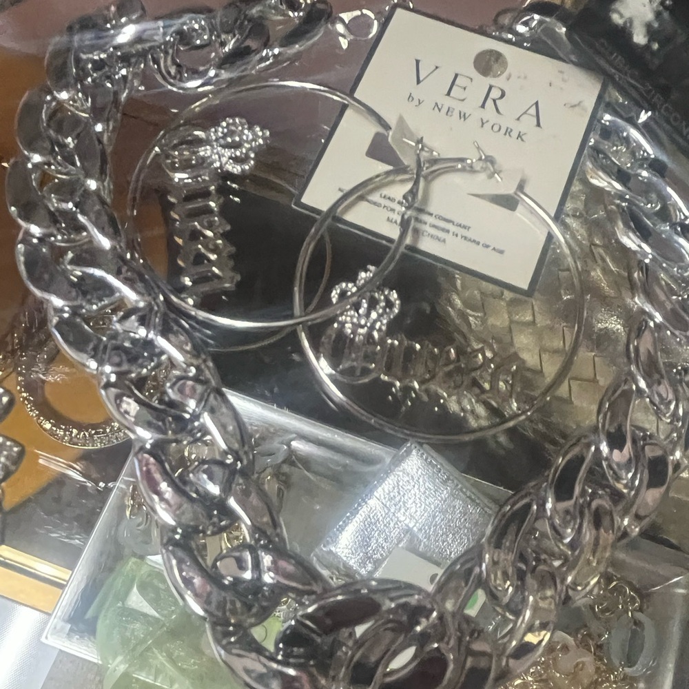 Vera by New York Silver Jewelry Set
